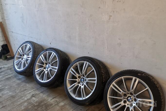 Kita, lengvojo lydinio