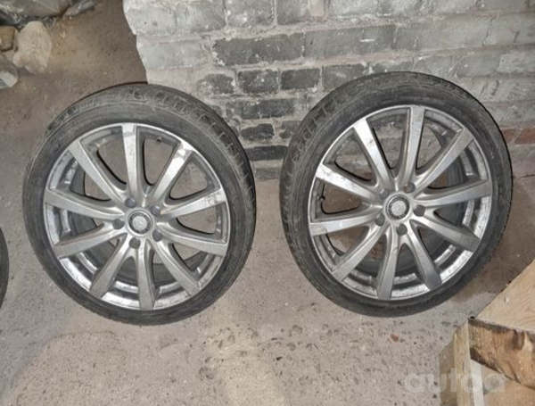 Mercedes Benz, lengvojo lydinio