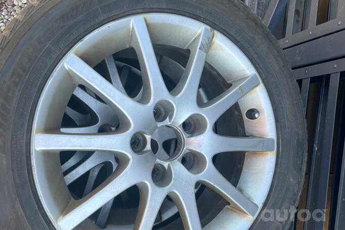 Kita, lengvojo lydinio