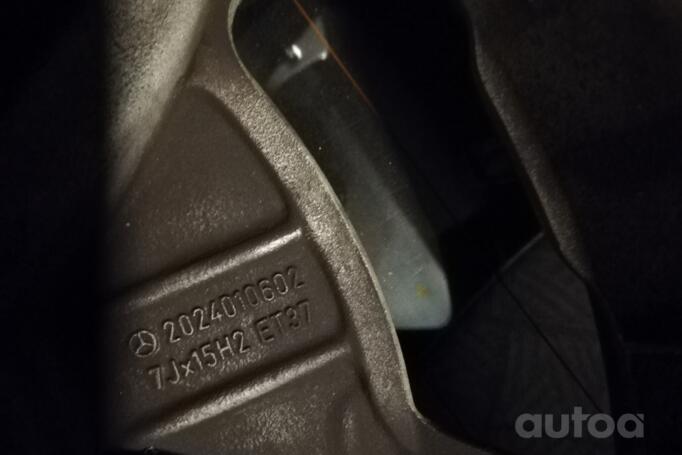 Mercedes Benz, lengvojo lydinio