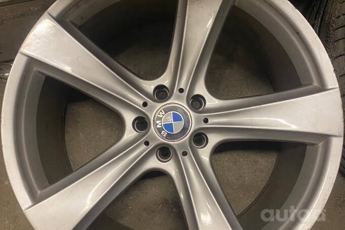 Kita, lengvojo lydinio