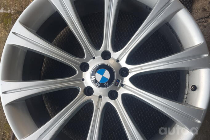 Kita, lengvojo lydinio