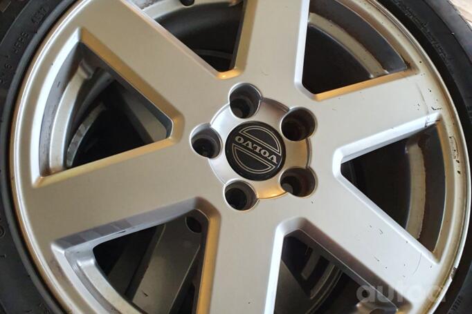 Volvo, lengvojo lydinio