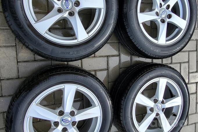 Volvo, lengvojo lydinio