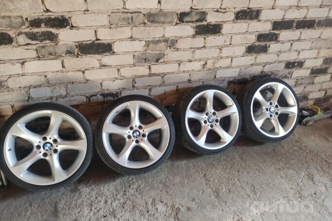 Kita, lengvojo lydinio