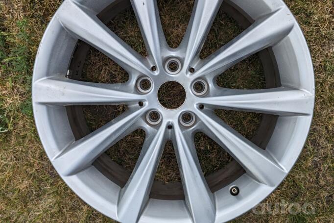 BMW, lengvojo lydinio
