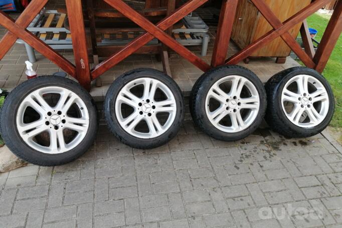 Kita, lengvojo lydinio