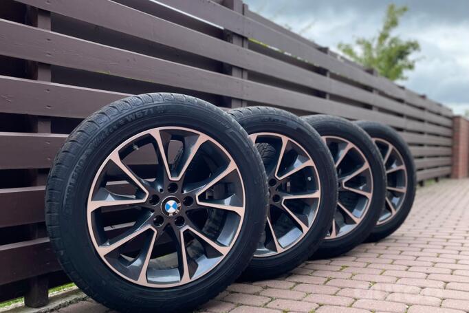 BMW, lengvojo lydinio