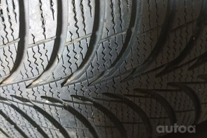 Kita, lengvojo lydinio