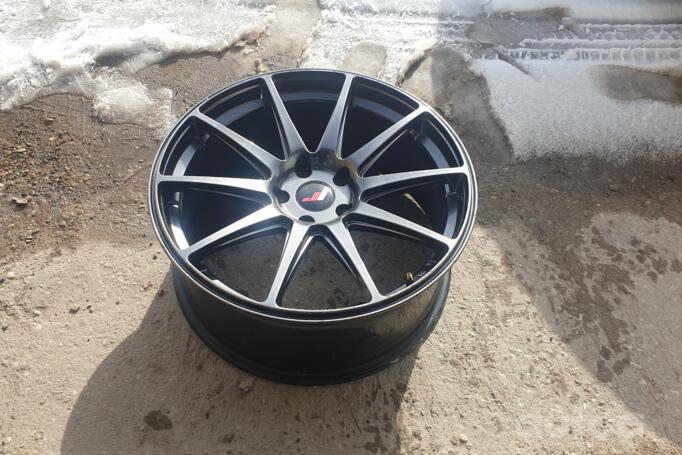 Japan Racing JR11, lengvojo lydinio