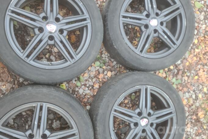 Porsche, lengvojo lydinio