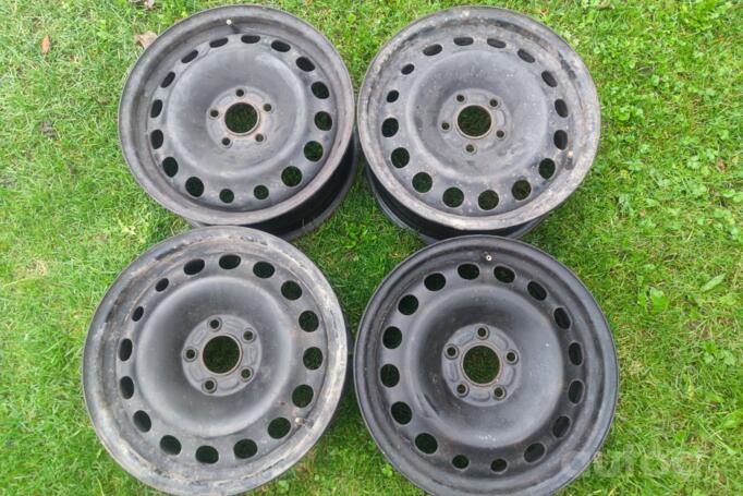 Ford, plieniniai štampuoti