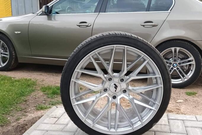 Kita, lengvojo lydinio