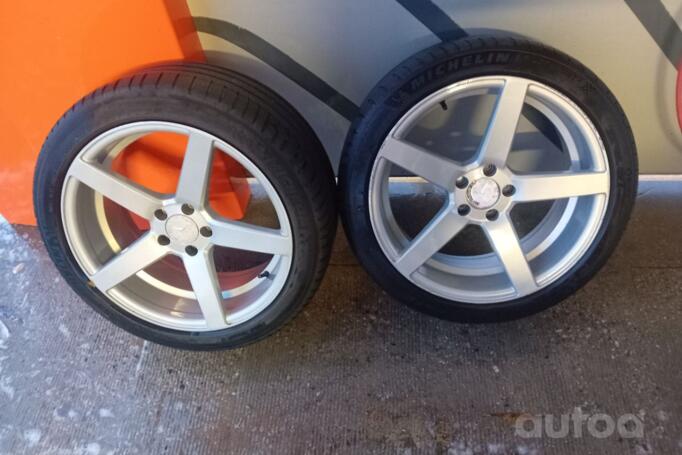 Vossen, lengvojo lydinio