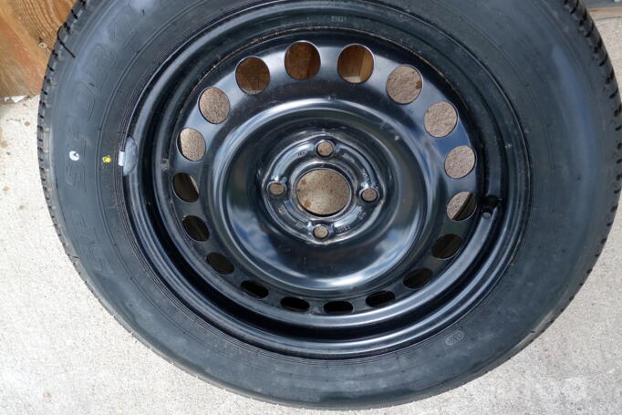 Kita, plieniniai štampuoti