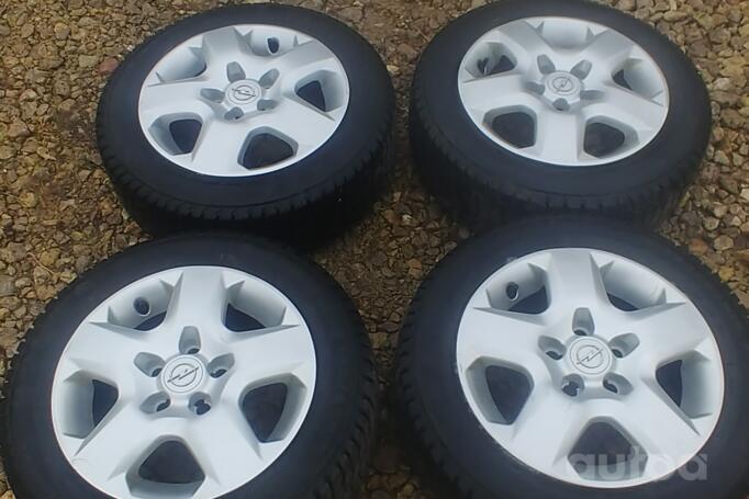 Kita, plieniniai štampuoti