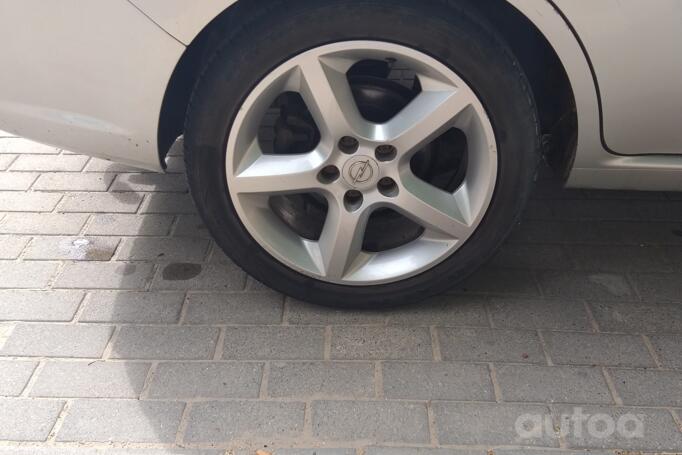 Kita, lengvojo lydinio