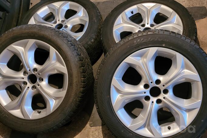 Kita, lengvojo lydinio