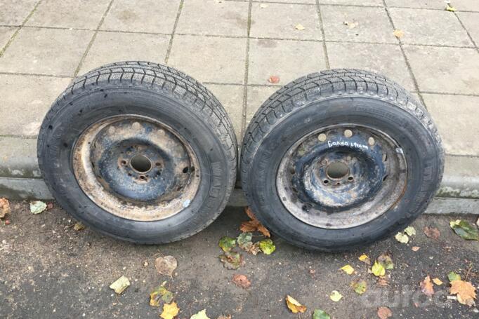 Kita, plieniniai štampuoti