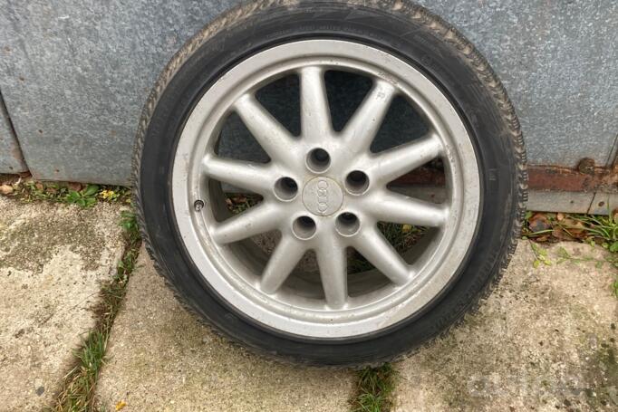 Kita, lengvojo lydinio