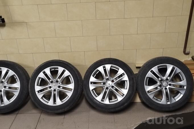 Kita, lengvojo lydinio