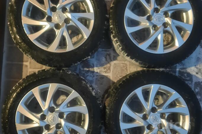 Toyota, lengvojo lydinio