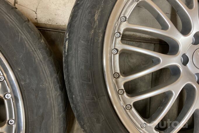 Larzon Panamera, lengvojo lydinio