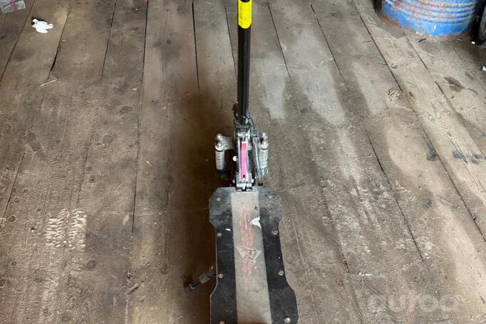 Beaster Scooter Bs11