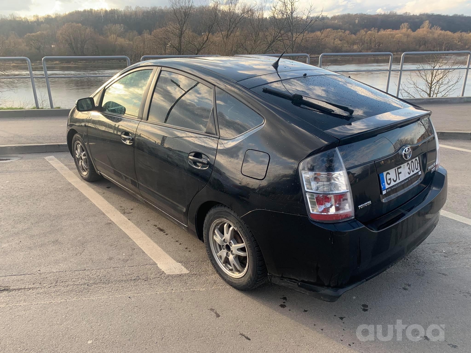 Toyota prius 2