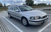 Volvo V70 2 generation wagon