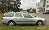 Volvo V70 2 generation wagon