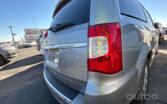 Chrysler Town & Country 5 generation [restyling]