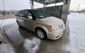 Chrysler Town & Country 5 generation [restyling]