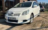Toyota Verso 1 generation Minivan