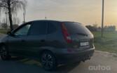 Nissan Almera Tino V10 Minivan