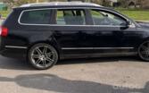 Volkswagen Passat B6 wagon 5-doors
