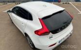 Volvo V40 2 generation Hatchback 5-doors