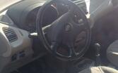 Nissan Almera Tino V10 Minivan