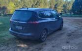 Opel Zafira C Tourer minivan