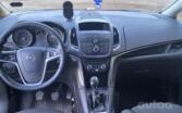 Opel Zafira C Tourer minivan