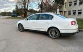 Volkswagen Passat B6 Sedan 4-doors
