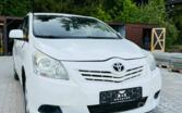 Toyota Verso 1 generation Minivan