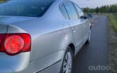 Volkswagen Passat B6 Sedan 4-doors
