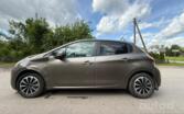 Peugeot 208 1 generation Hatchback 5-doors