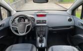 Opel Meriva 2 generation Minivan