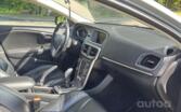 Volvo V40 2 generation Hatchback 5-doors