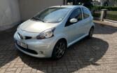 Toyota Aygo 1 generation Hatchback 5-doors