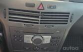 Opel Astra H Hatchback