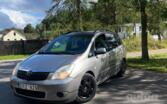 Toyota Corolla Verso 1 generation Minivan