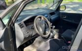 Toyota Corolla Verso 1 generation Minivan